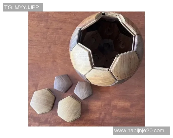 足球明星摆件饰品图片展示个性与魅力的完美结合让你爱不释手 足球明星摆件饰品图片展示个性与魅力的完美结合让你爱不释手